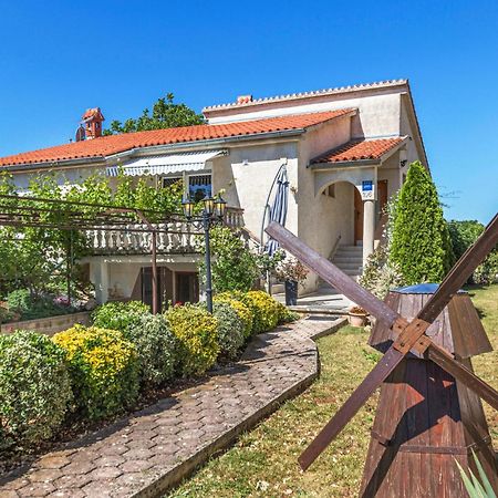 Gorgeous Apartment In Pula With Wifi Luaran gambar