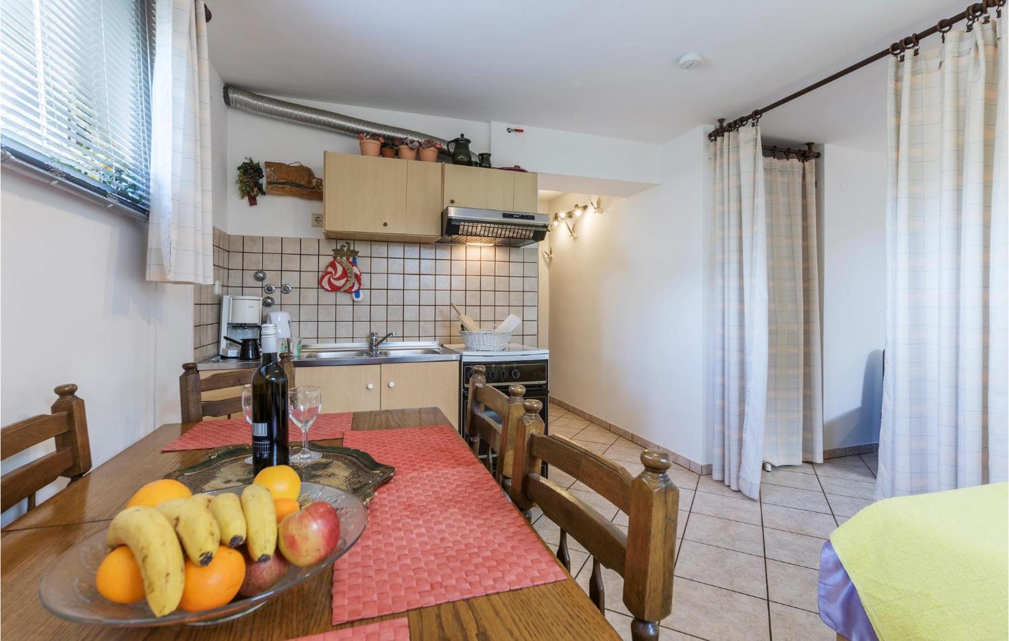 Gorgeous Apartment In Pula With Wifi Luaran gambar